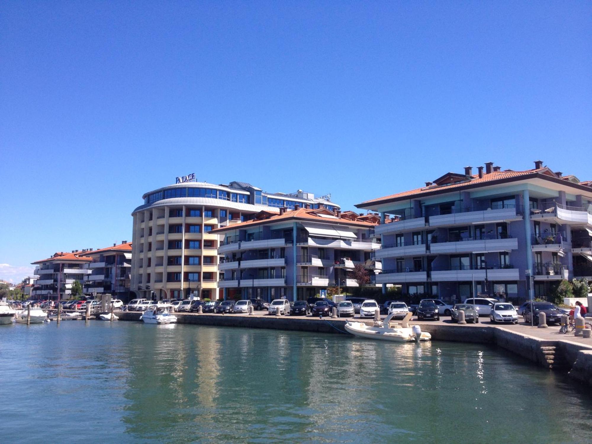 Costa Azzurra Apartment